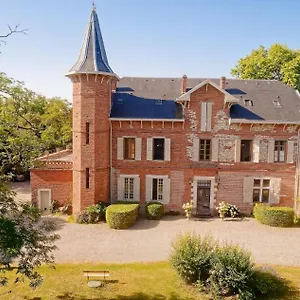 ** Couette-café Domaine Du Buc, Le Château France