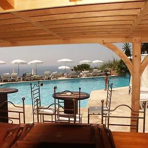 *** Hotel Souleias France